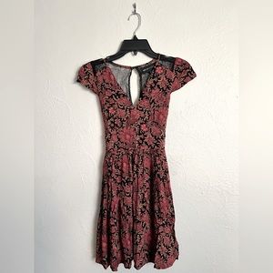 Mela London Floral Dress with Lace Back Detail Size UK 8  (US Small)